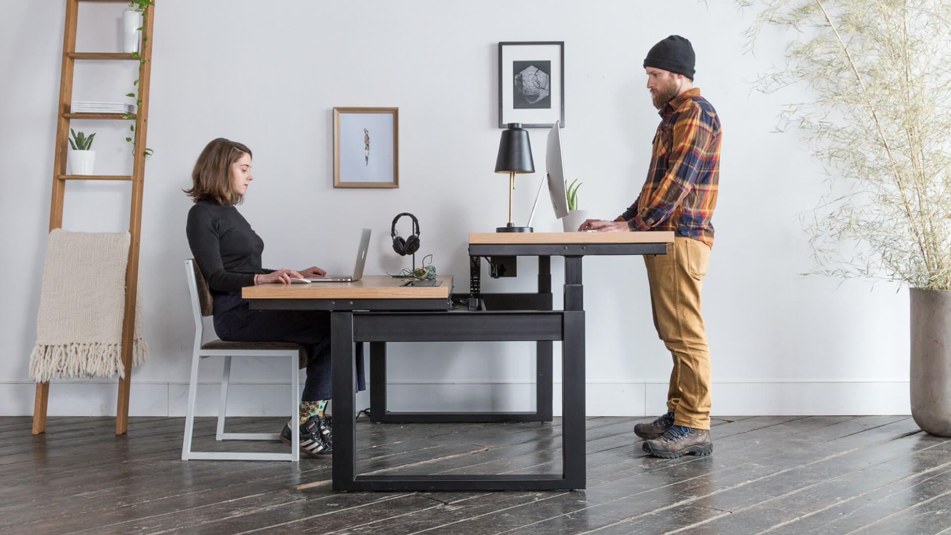 Delving Into the Sit Stand Desks